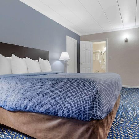 Econo Lodge Hicksville Esterno foto