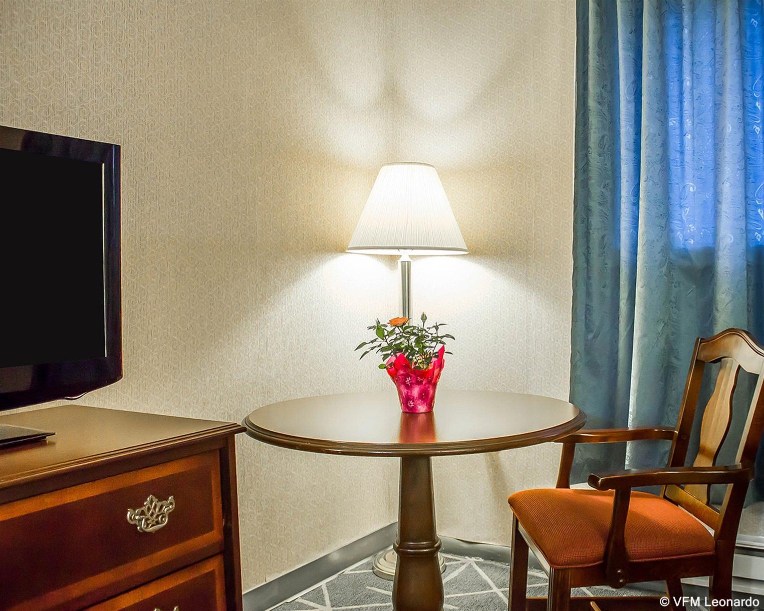Econo Lodge Hicksville Esterno foto