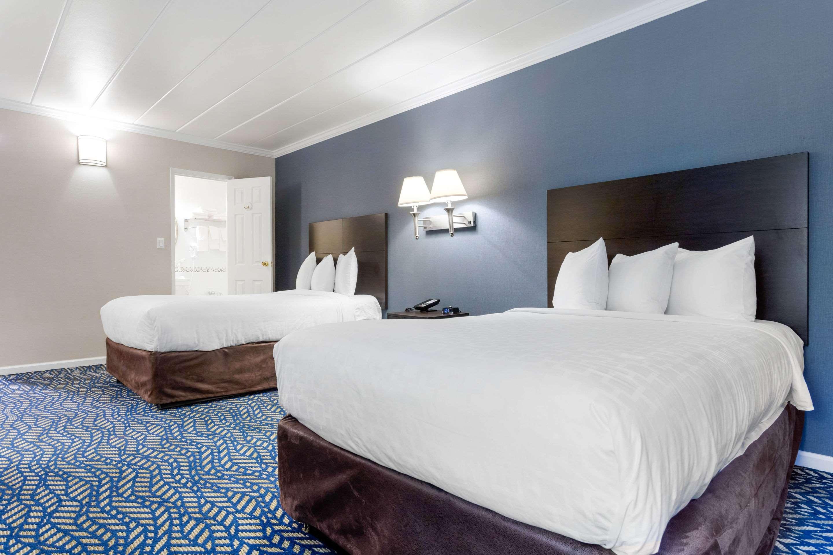 Econo Lodge Hicksville Esterno foto